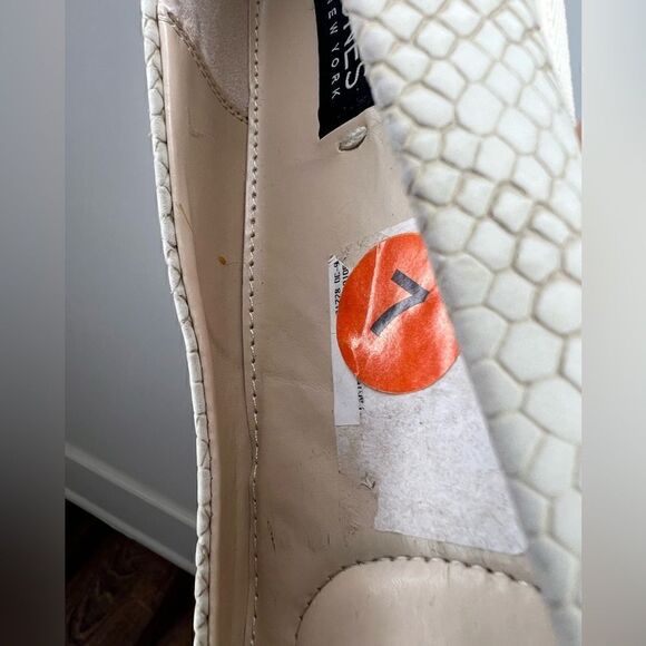 Jones New York Cream Hannah Croc Embossed Casual Slip On Shoes Size 7 - Picture 8 of 16